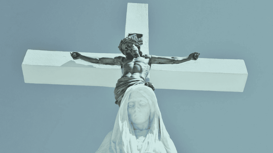 From Concept to Photo-Moment: Sculptures and Props That Tell Stories